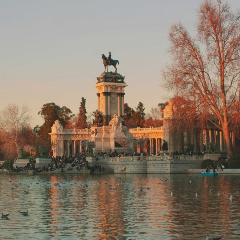 madrid-españa-numan-torres-DvOEiT41qco-unsplash