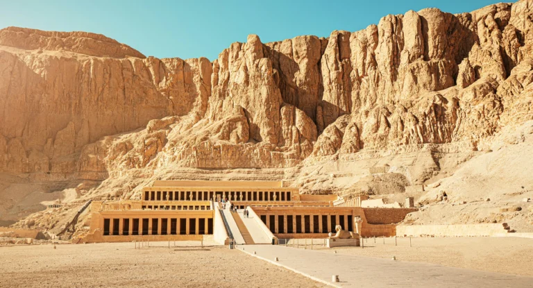 Templo Mortuorio de Hatshepsut (Djeser-Djeseru)