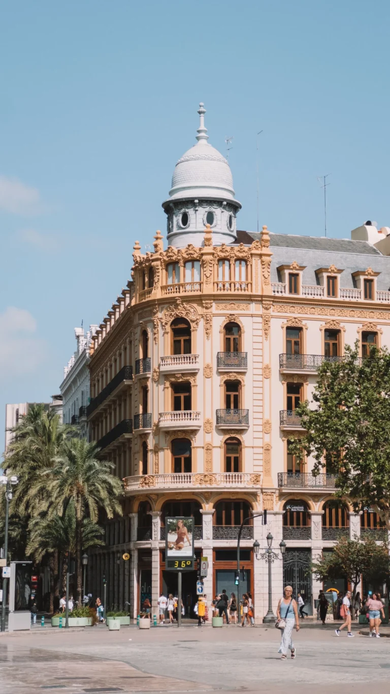 Viajá a Valencia