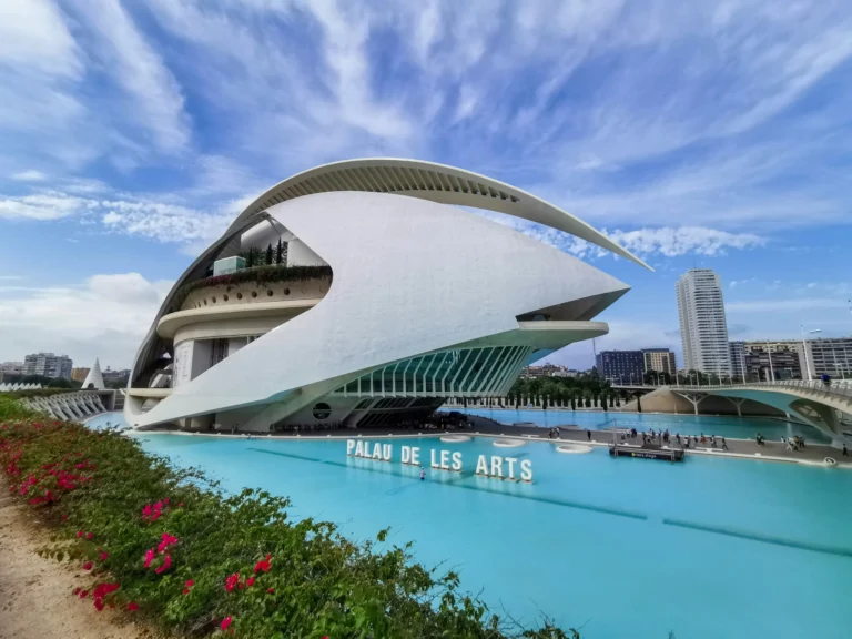 Viajá a Valencia