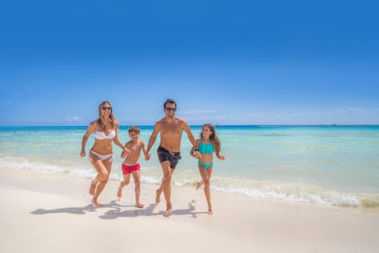 SANDOS PLAYACAR