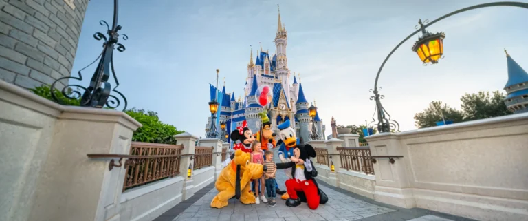 paquete Disney y Universal 2027